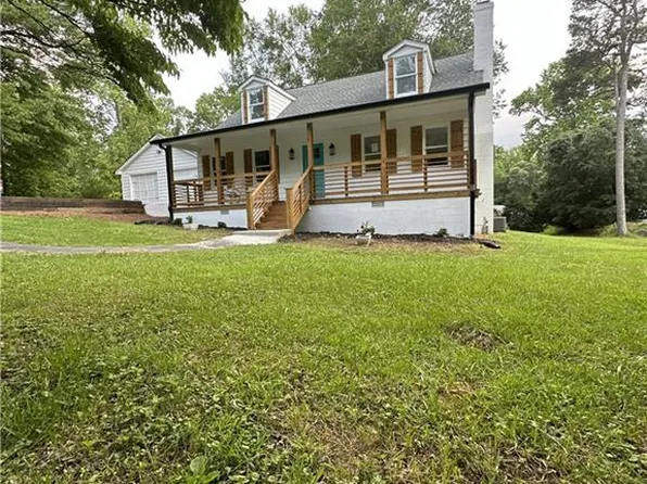 306 Northview Dr, Commerce, GA 30529