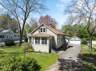 214 Parkerview St, Springfield, MA 01129