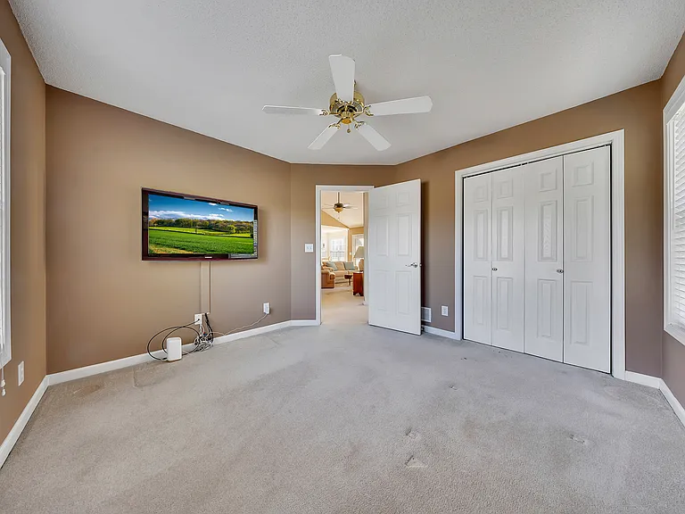 500 Mount Vernon Ln #1 — Photo 16
