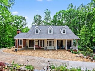 5735 E Ridge Dr, Douglasville, GA 30135