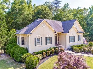 1576 Cooks Pond Dr, Powder Springs, GA 30127