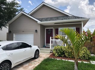 170 Leawood Cir, Naples, FL 34104