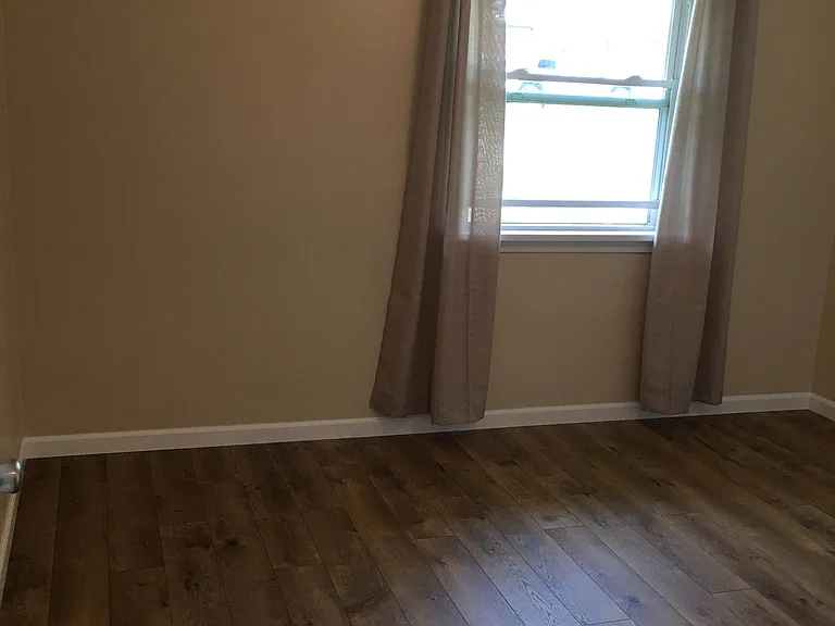 Valley View Dr — Photo 8