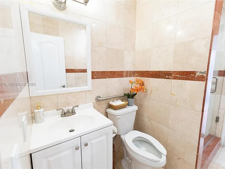 12040 SW 43rd St — Photo 19