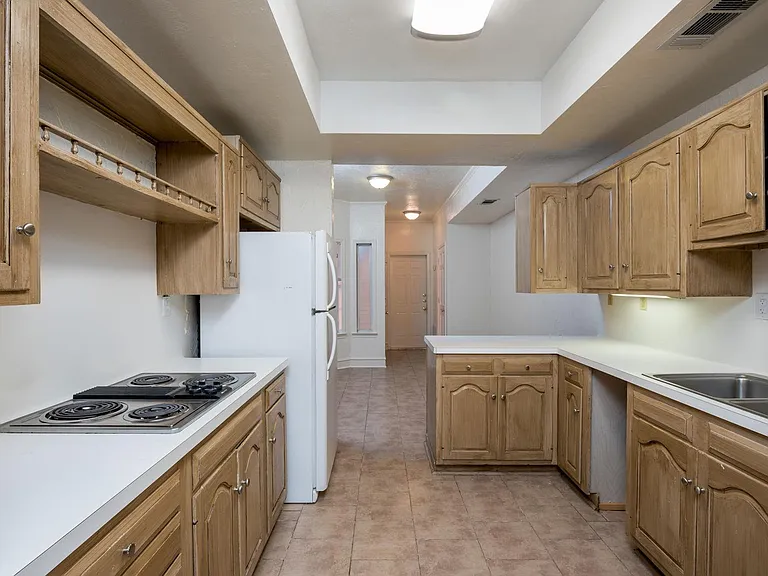 4400 Carter Creek Pkwy #302 — Photo 3