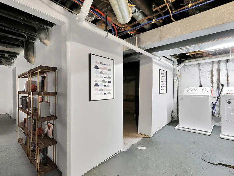1033 E Cesar E Chavez Ave #1 — Photo 9