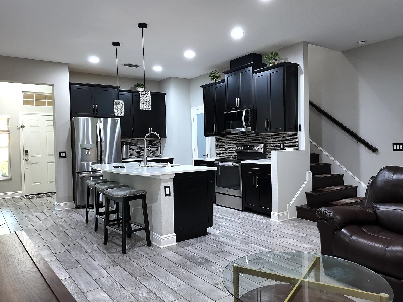 3 bed, 2.5 bath, 1680 sqft, $2,600 — Photo 3
