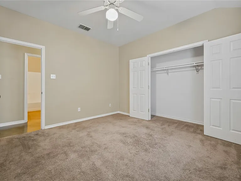 6633 Rhine Dr #B — Photo 22