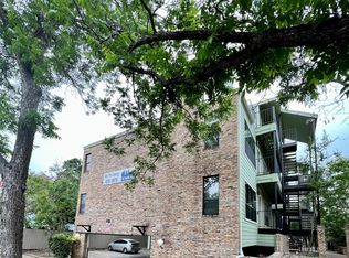 915 W 22nd 1/2 St APT 203, Austin, TX 78705