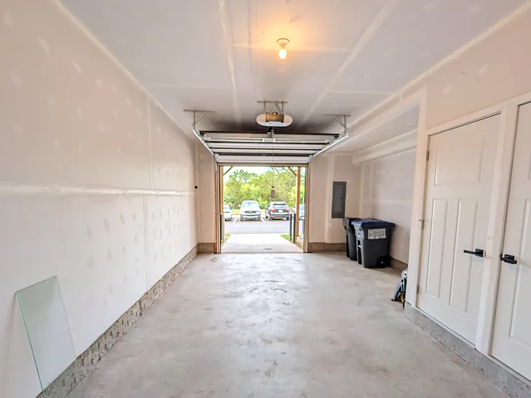 2642 Jetstream Rd — Photo 15