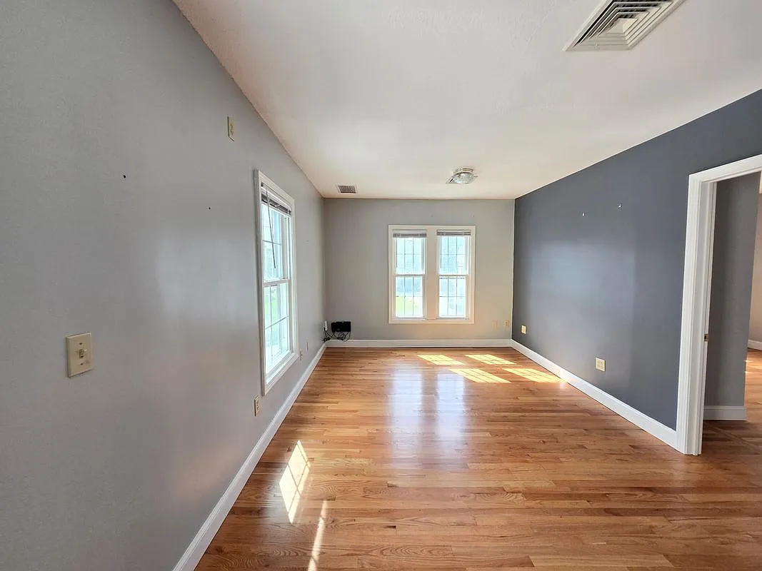 1 bed, 2.0 bath, 854 sqft, $1,700 — Photo 3