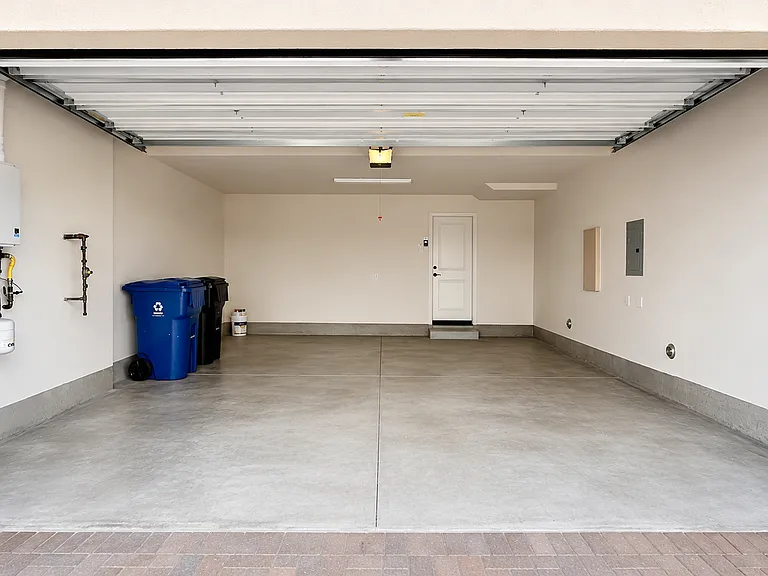 16130 Veridian Cir — Photo 29