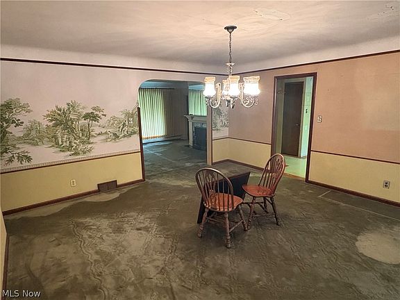 5th image of 6471 Olde York Rd