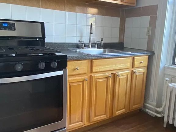 3rd image of 131 64th St #2F