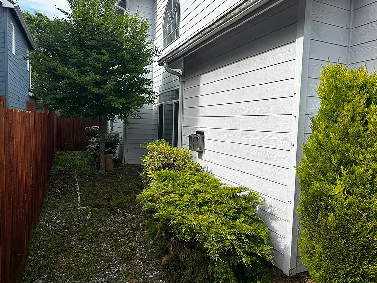 7524 Greenloft Ave NE — Photo 22