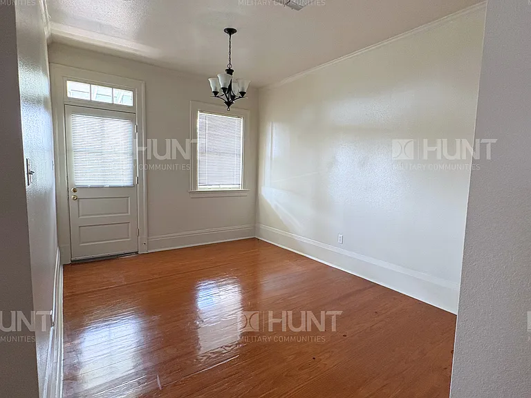 2279 Artillery Post Rd — Photo 3