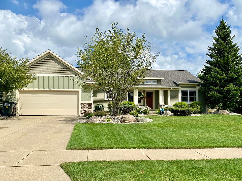 1st image of 7004 Yosemite Dr