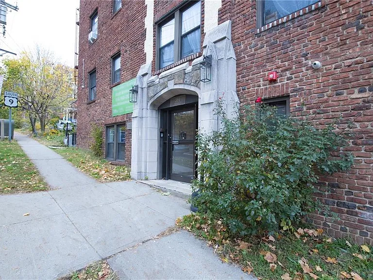 381 Broadway #2B — Photo 16