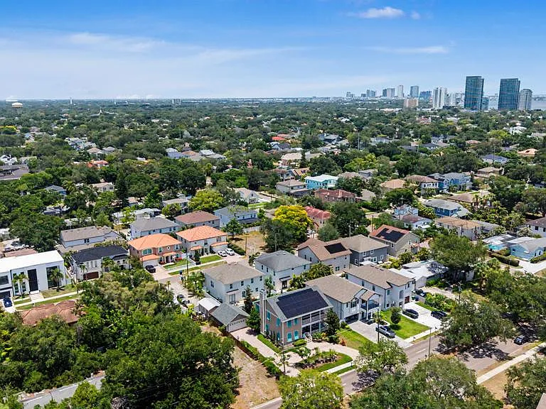 3709 W El Prado Blvd — Photo 49