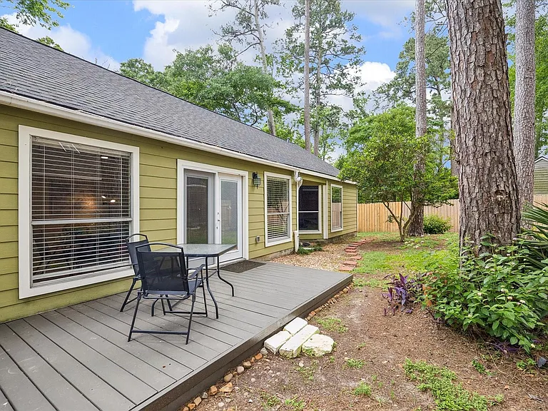 30 Camberwell Ct — Photo 22