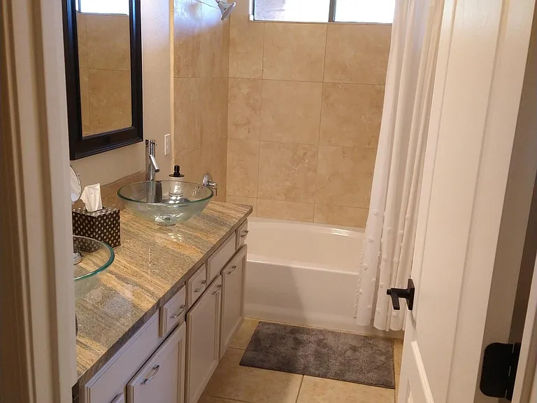 11633 N Greys Ct — Photo 9