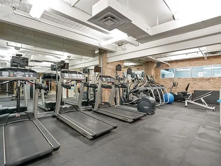 540 N Lake Shore Dr #206 — Photo 14