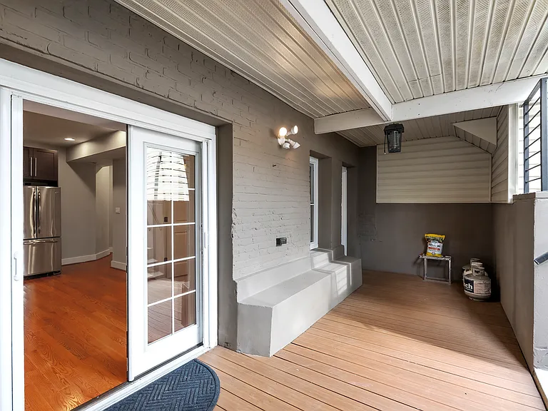 2616 Garfield St NW #1A — Photo 5