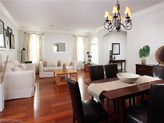 4th image of 9779 Silvercreek Ct
