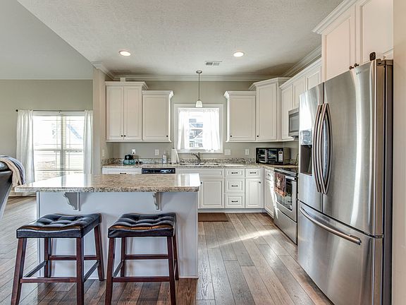 5th image of 506 Drema Way