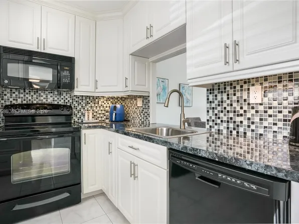 4801 NW 34th St APT 406, Fort Lauderdale, FL 33319