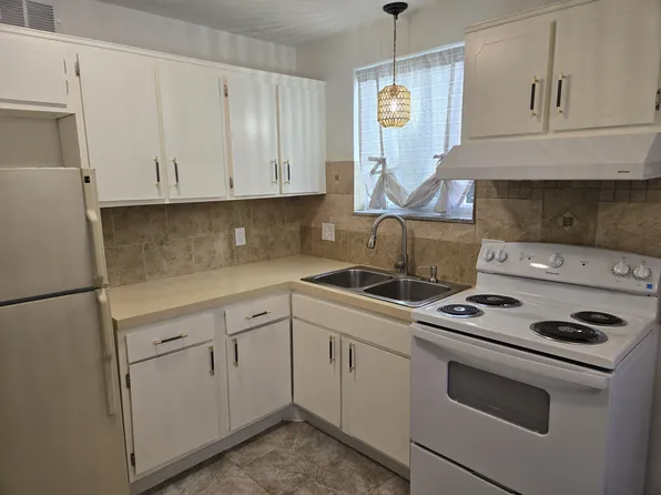 1821 Cromwell Dr APT A, Akron, OH 44313