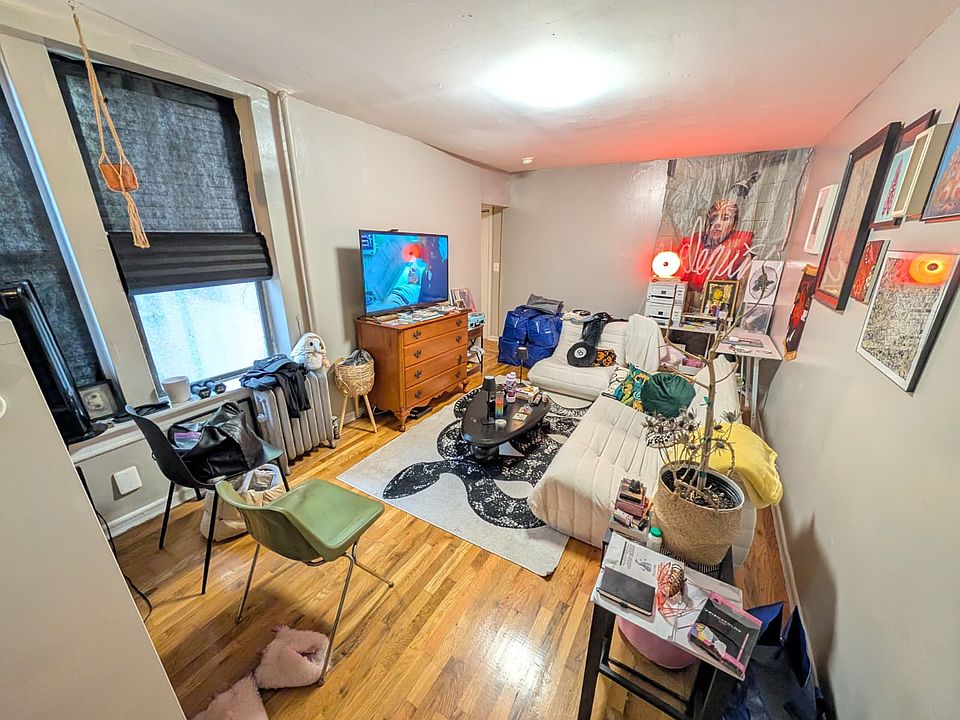 1st image of 2027 Pacific St APT 4A
