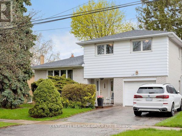 46 Marathon Cres, Toronto, ON M2R 2L7
