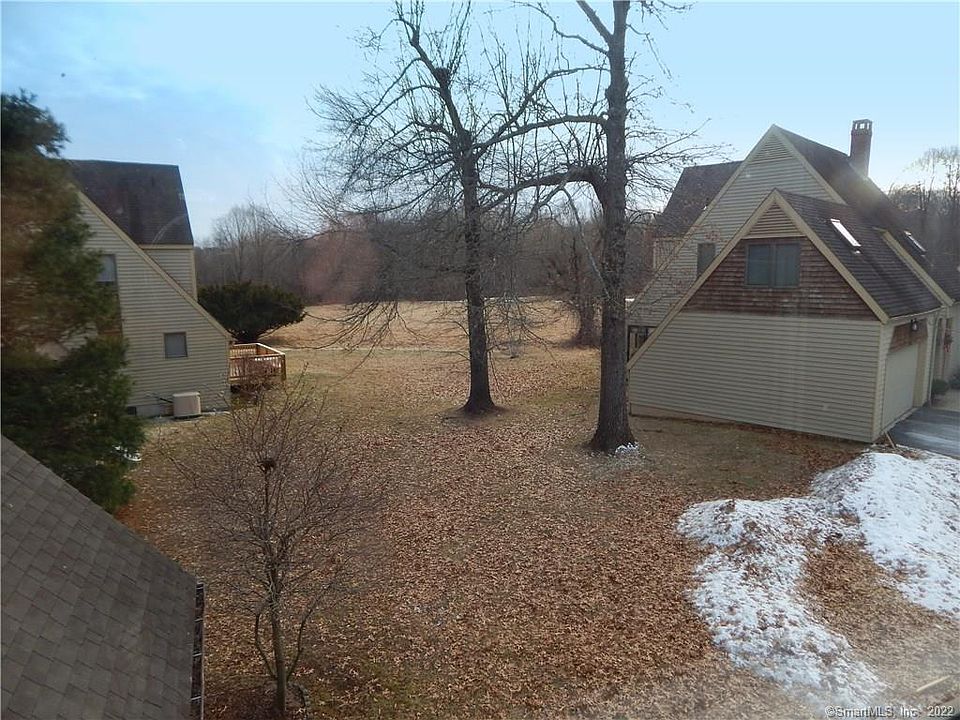 1st image of 7 Arrowwood Court #7