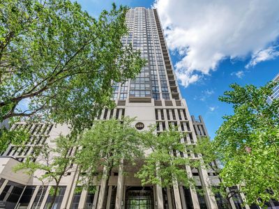1122 N Clark St APT 2101, Chicago, IL, 60610