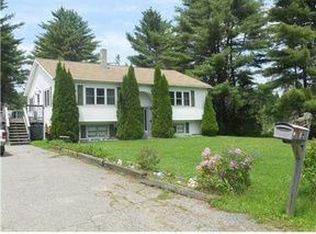 925 Ridge Rd, Warren, ME 04864