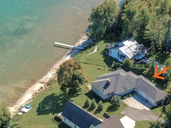 6369 S West Bay Shore Dr, Traverse City, MI 49684