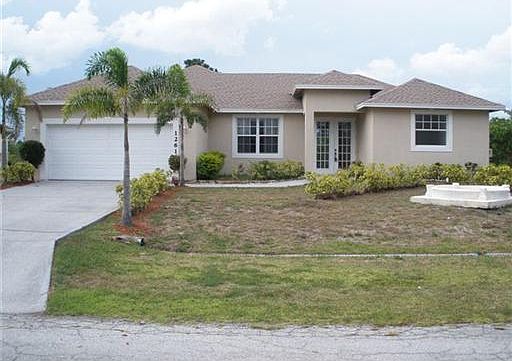 1st image of 1261 SW Santiago