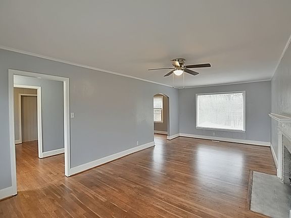 5th image of 3291 India Hook Rd