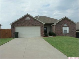 7911 Challenger St, Sapulpa, OK 74066