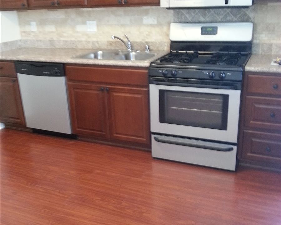 20130403_124221 (2).jpgsingle apt