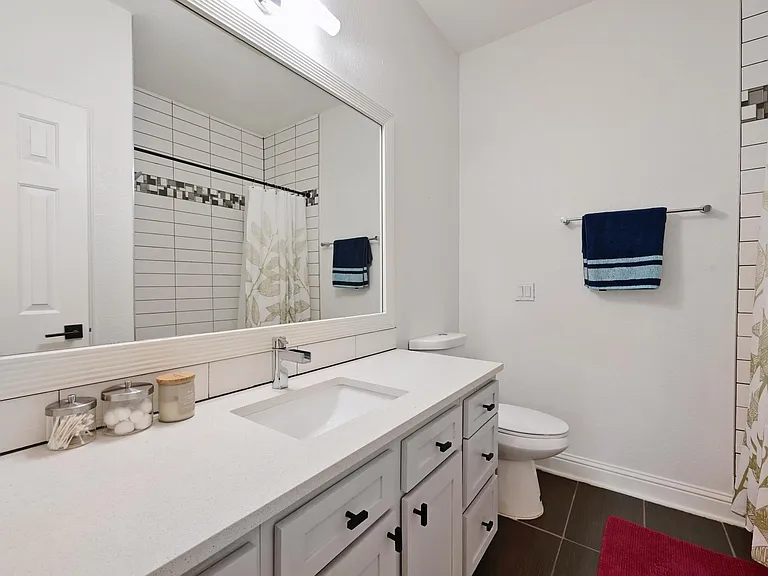 3203 Carol Ann Dr #B — Photo 18