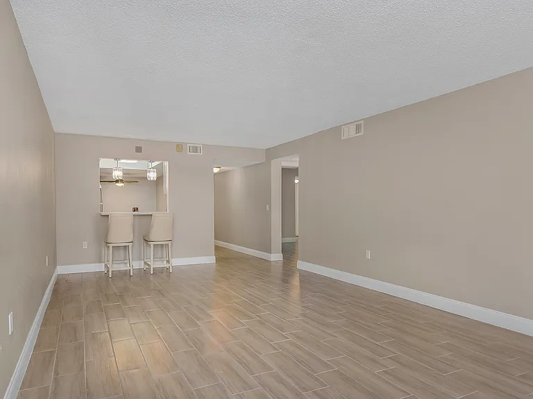 4910 38th Way S #111 — Photo 22
