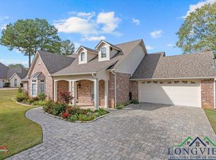 640 Honeysuckle Ln, Longview, TX 75605