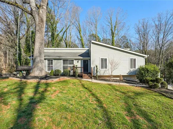 407 Hobo Ln, Woodstock, GA 30189
