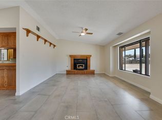9205 9th Ave, Hesperia, CA 92345