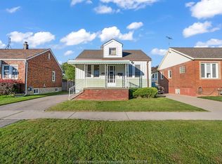 1669 Hickory Rd, Windsor, ON N8Y 3T2