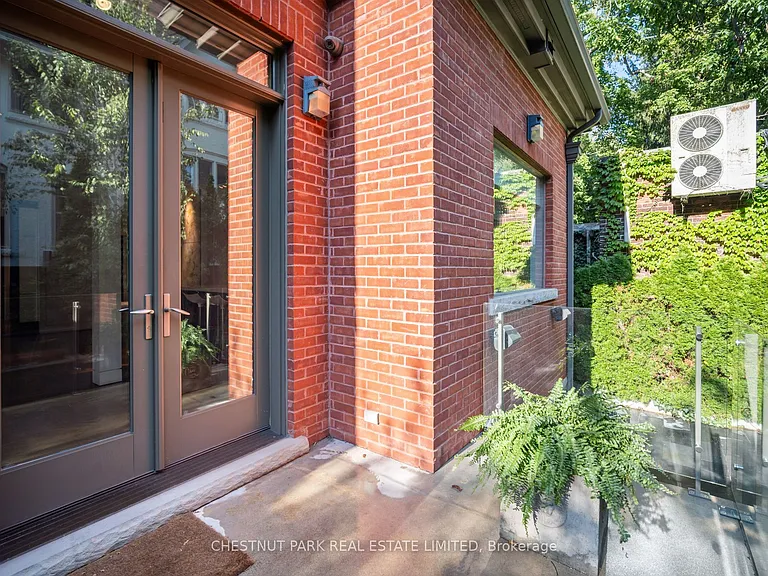 99 Crescent Rd — Photo 39