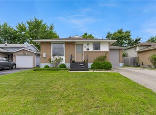76 Marc Blvd, Welland, ON L3B5V1