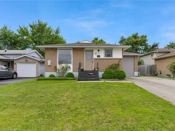 76 Marc Blvd, Welland, ON L3B 5V1